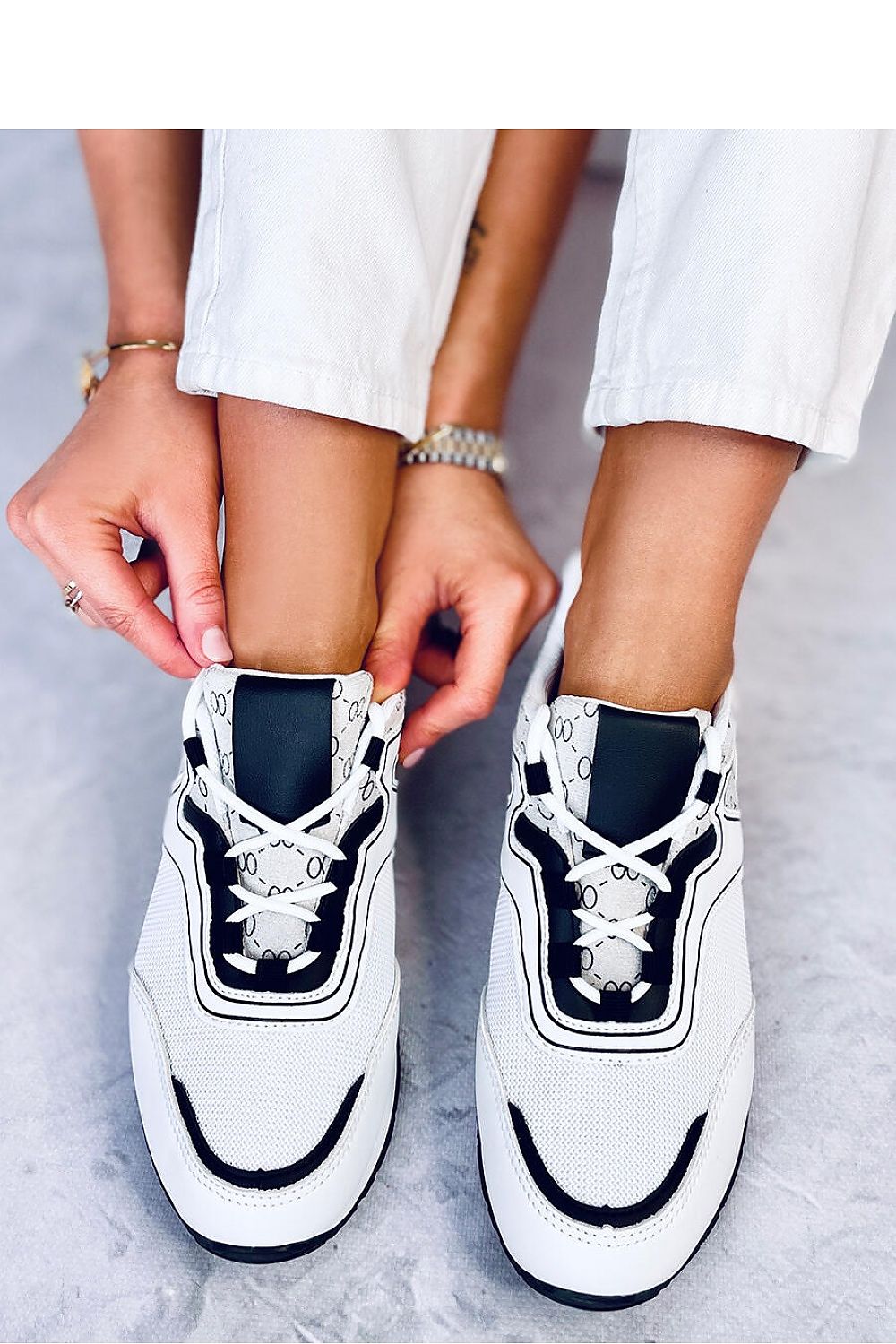 Sports shoes model 179304 Inello