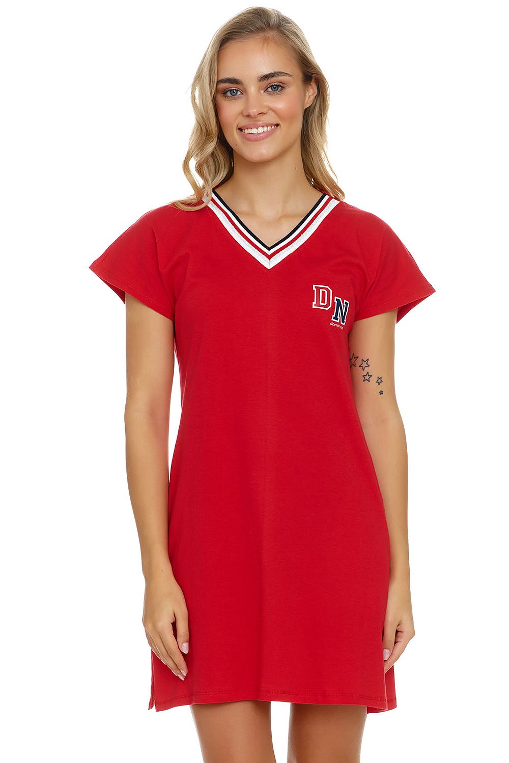 Doctor Nap model 180305 nightgown