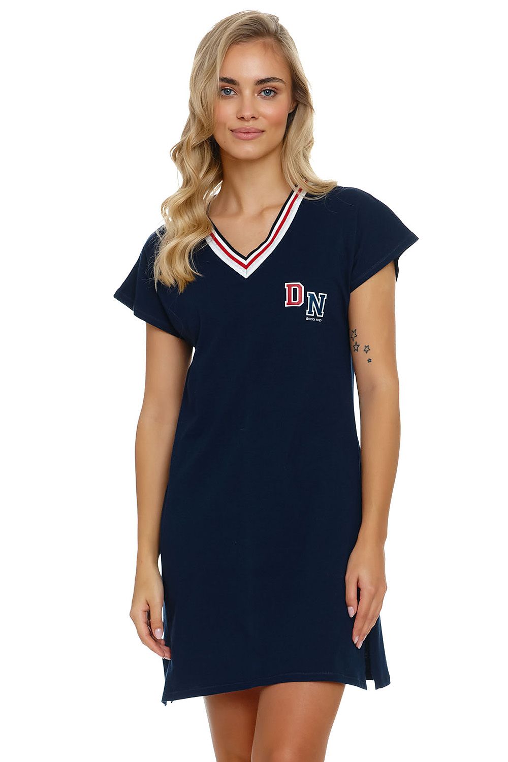 Doctor Nap model 180305 nightgown