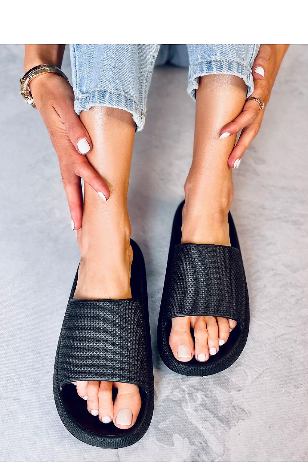  Clacquettes model 180433 Inello 