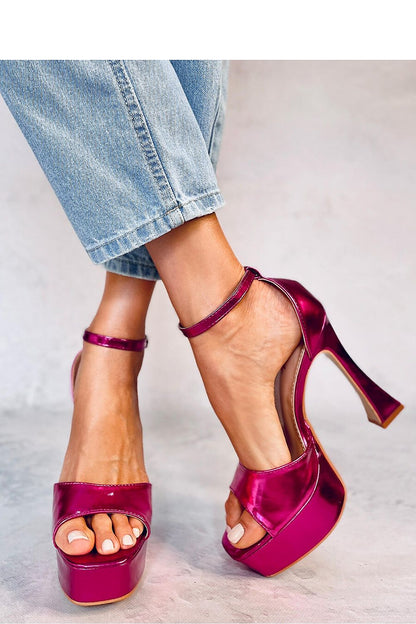 Heeled sandals model 180737 Inello