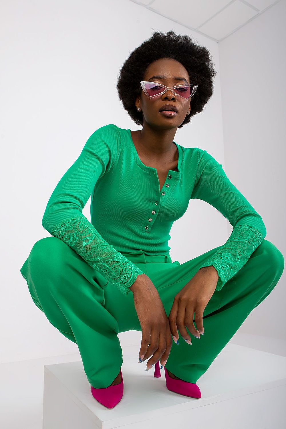 Blouse model 180885 Rue Paris