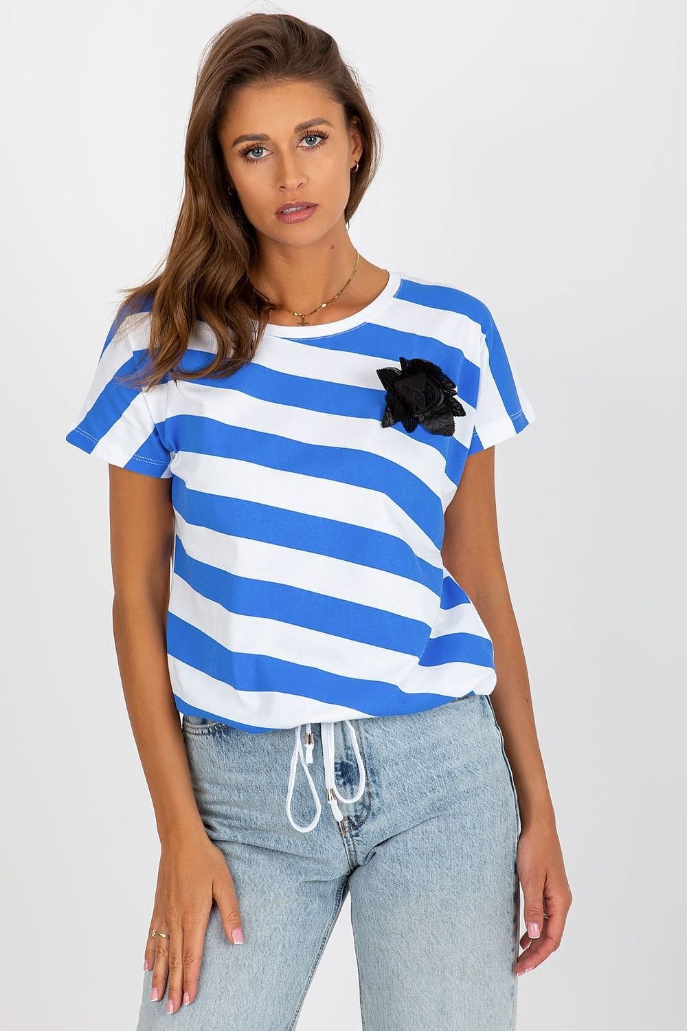 Blouse model 180944 Relevance