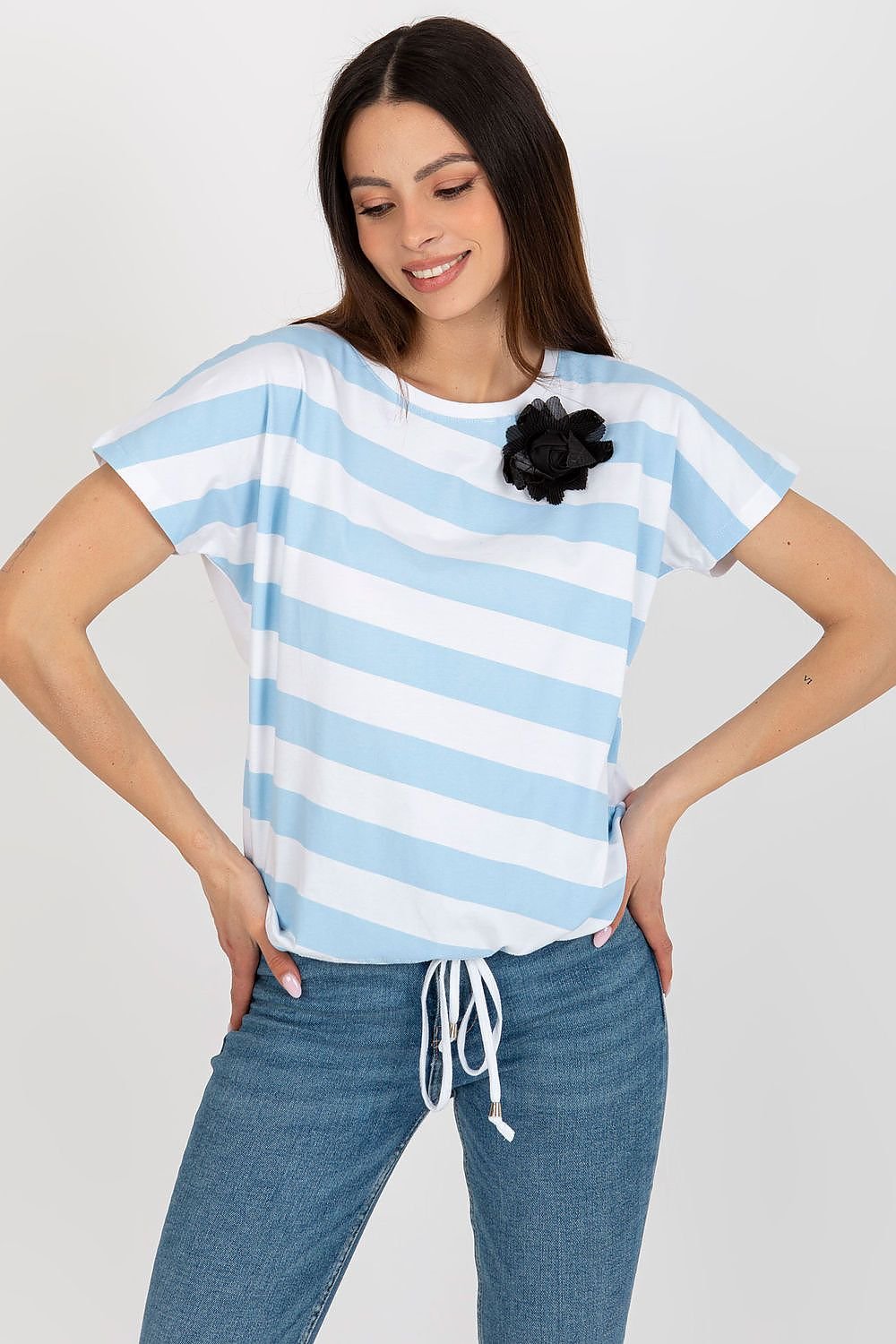 Blouse model 180944 Relevance
