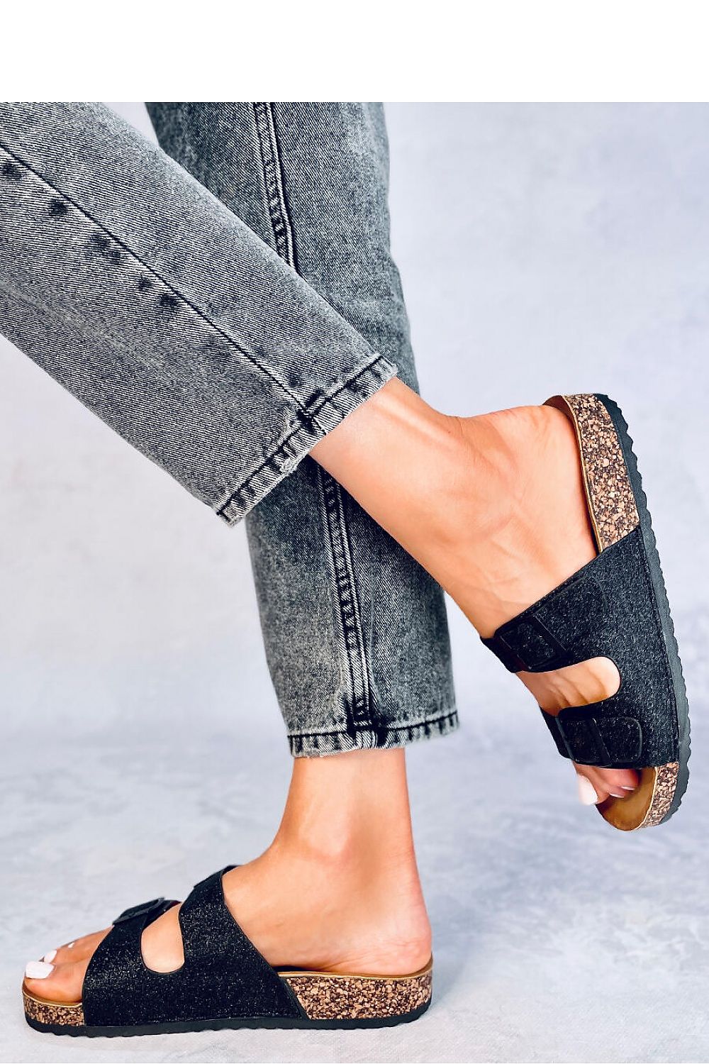 Slides model 181046 Inello