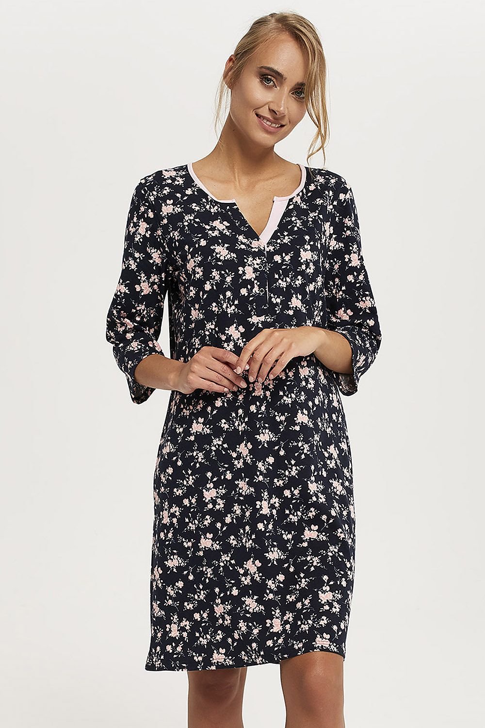 Nightgown model 181656 Italian Fashion