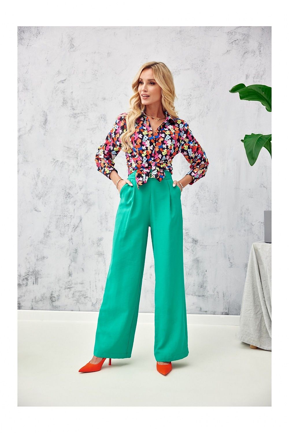  Pantalon femme model 182629 Roco Fashion 