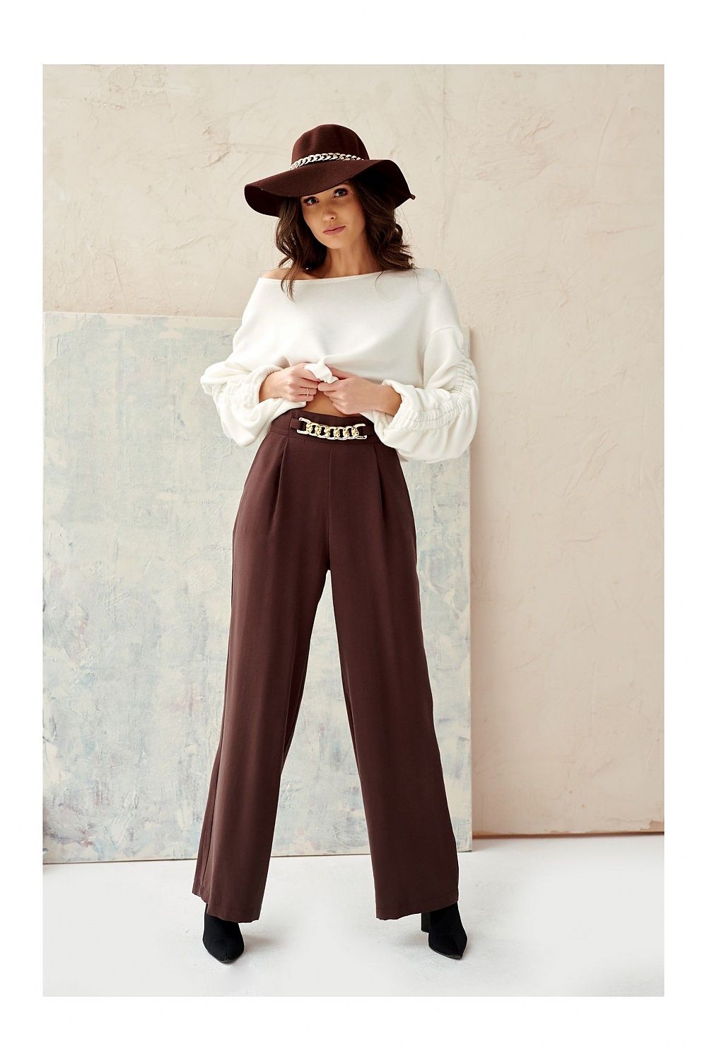 Women's trousers model 182636 Roco Fashion