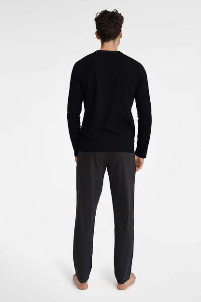 Henderson model 183848 pajamas