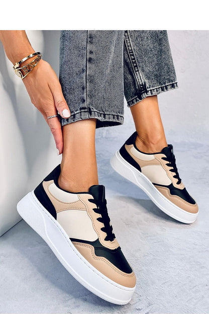 Sports shoes model 184237 Inello