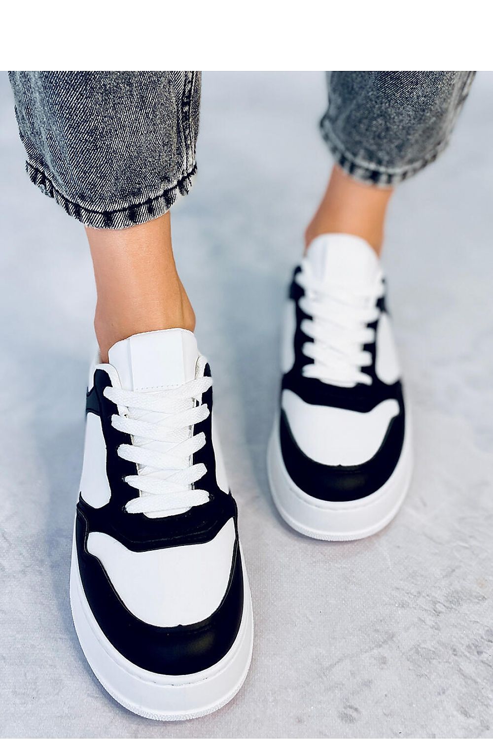 Sports shoes model 184238 Inello