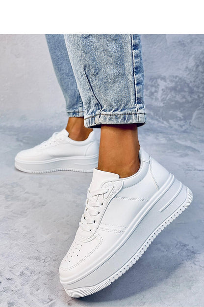 Sports shoes model 184248 Inello