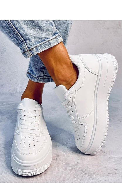 Sports shoes model 184248 Inello