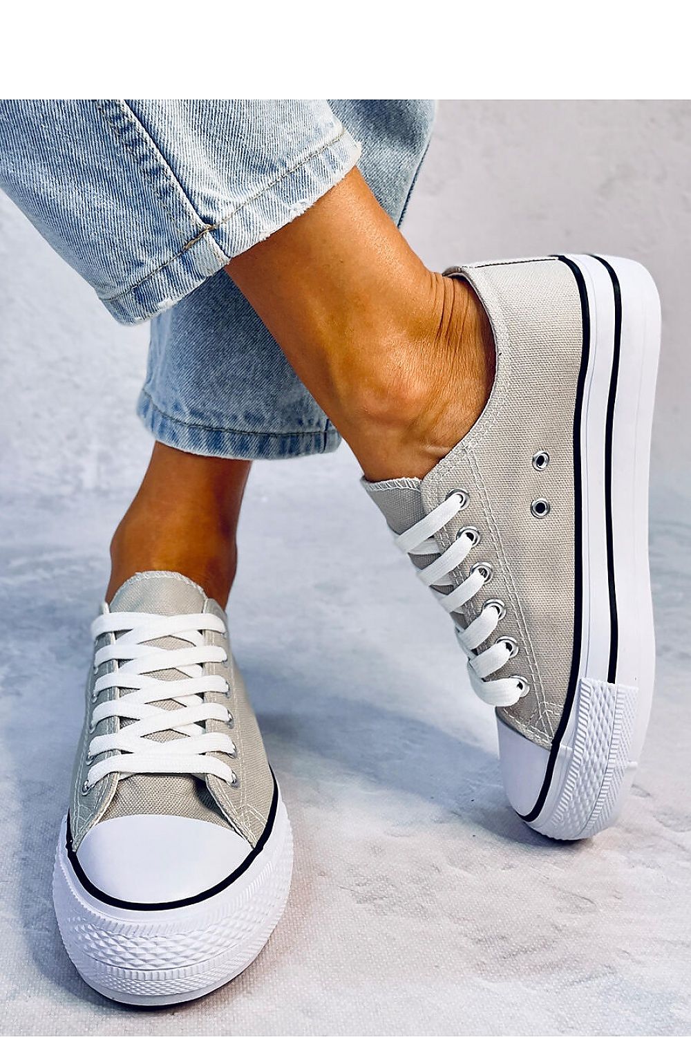 Inello model 184261 sneakers