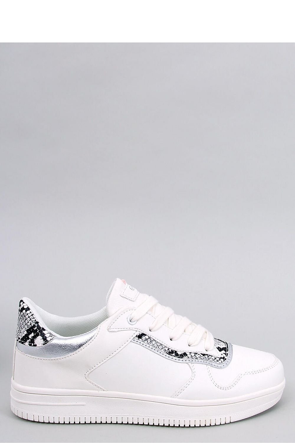 Sports shoes model 184263 Inello