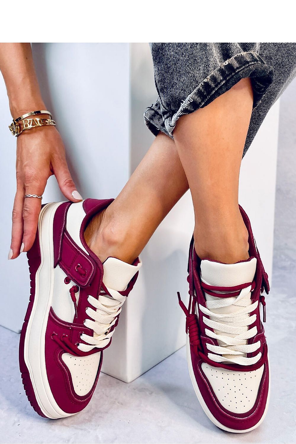 Sports shoes model 184358 Inello