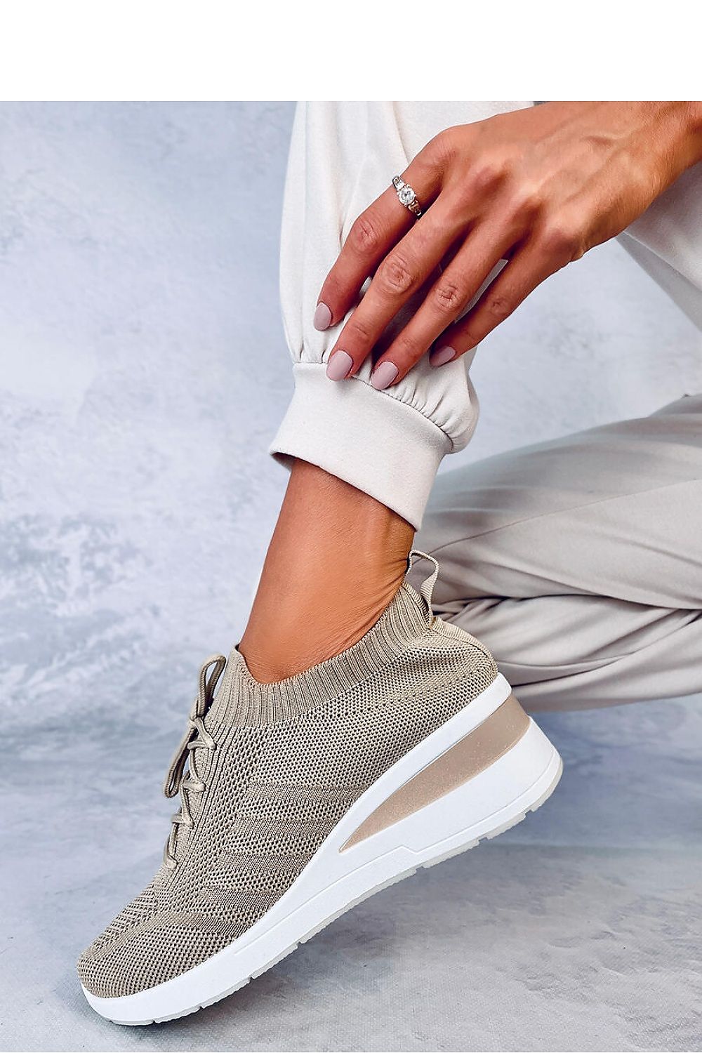 Sports shoes model 184789 Inello