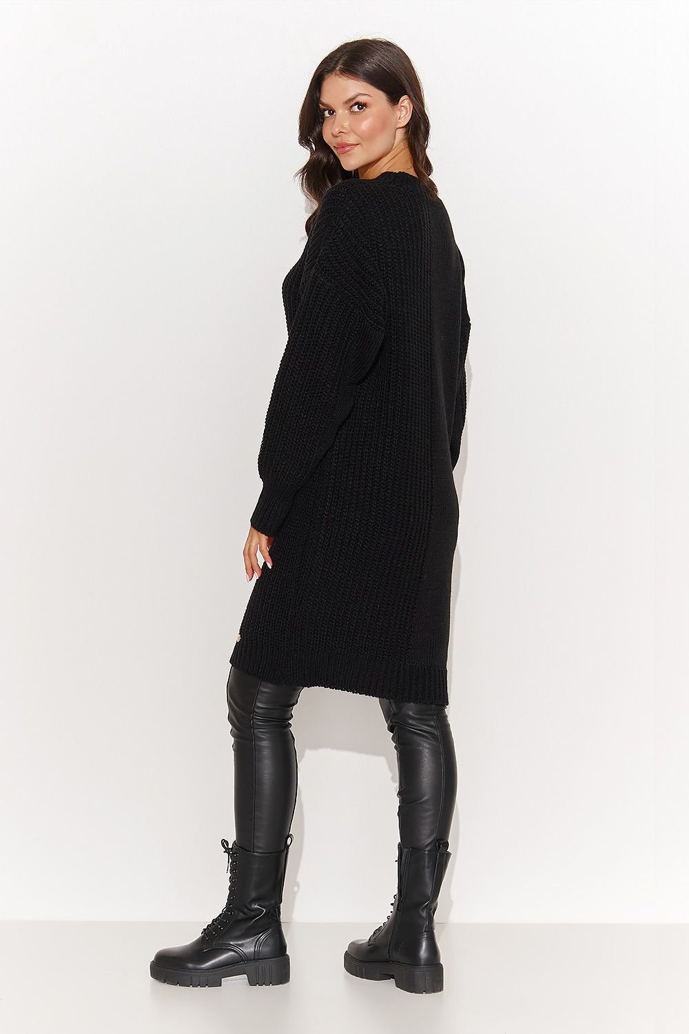 Long sweater model 184775 Numinou