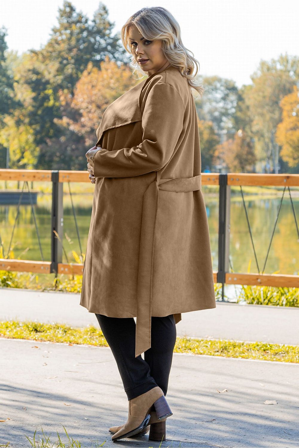 Manteau plus size model 184903 Karko