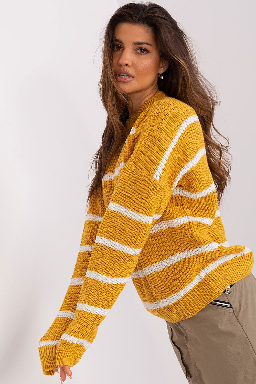 Badu model 185423 sweater