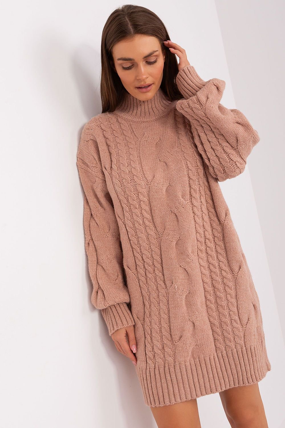 Long sweater model 185743 AT