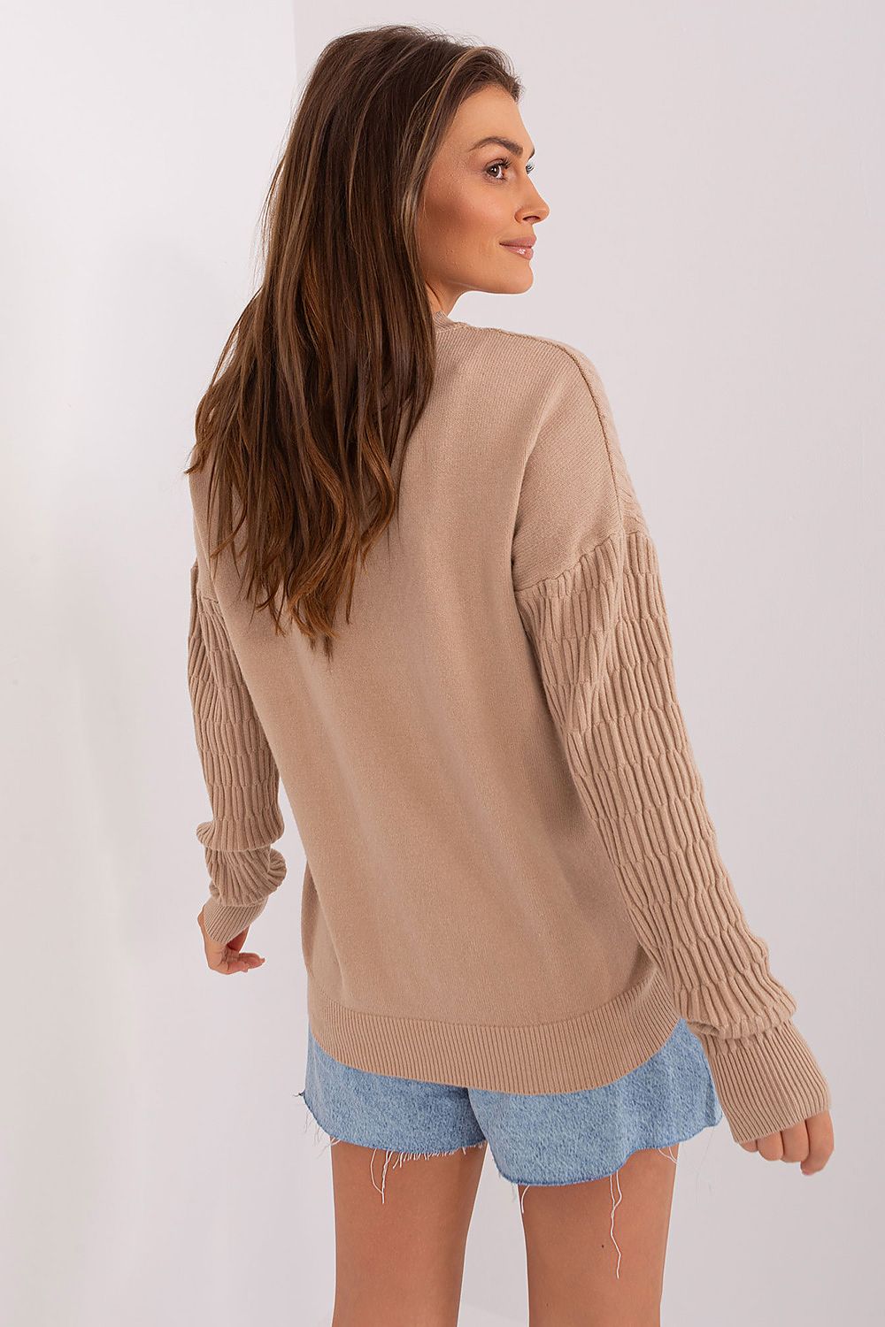 Sweater model 185727 AT