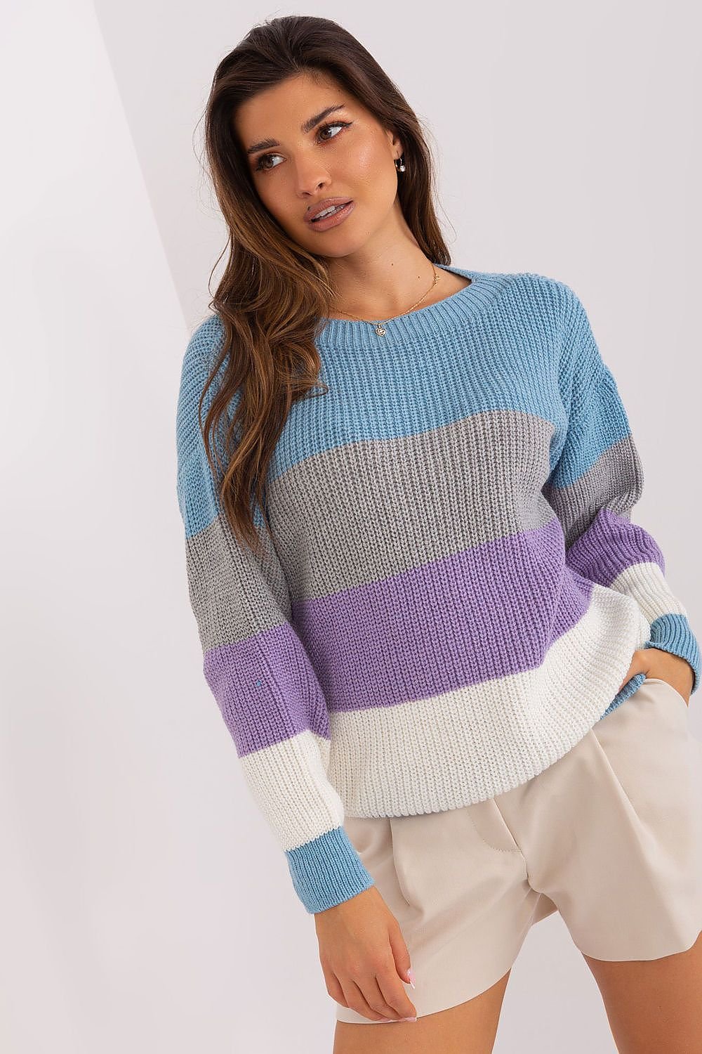 Badu model 186049 sweater