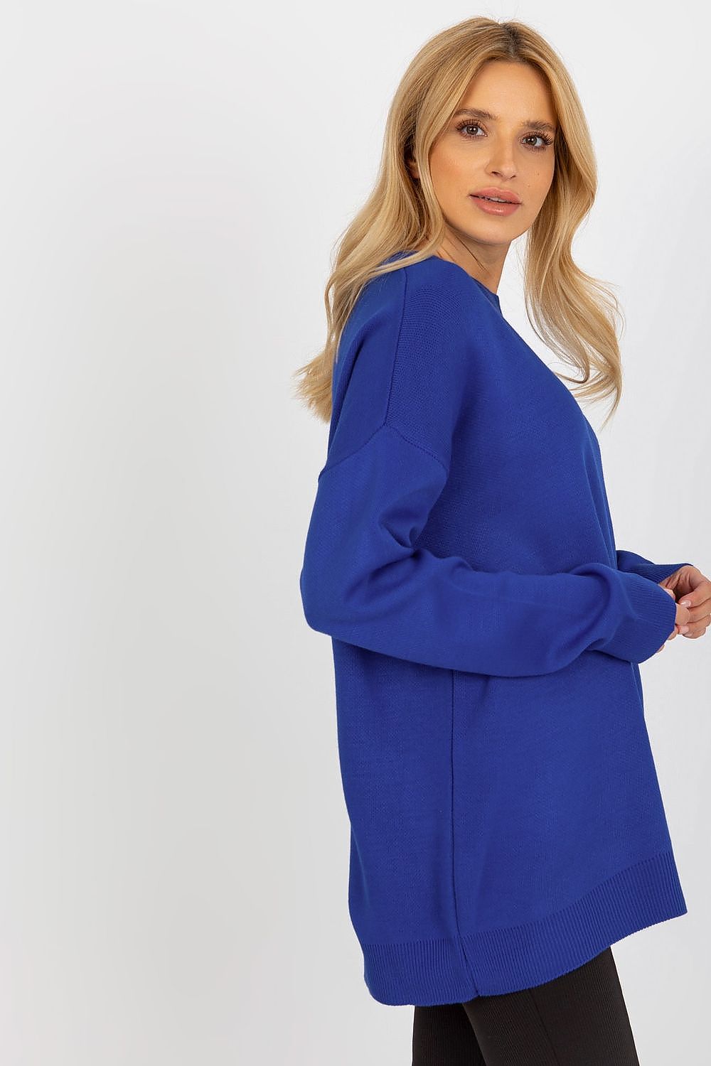 Badu model 186072 sweater