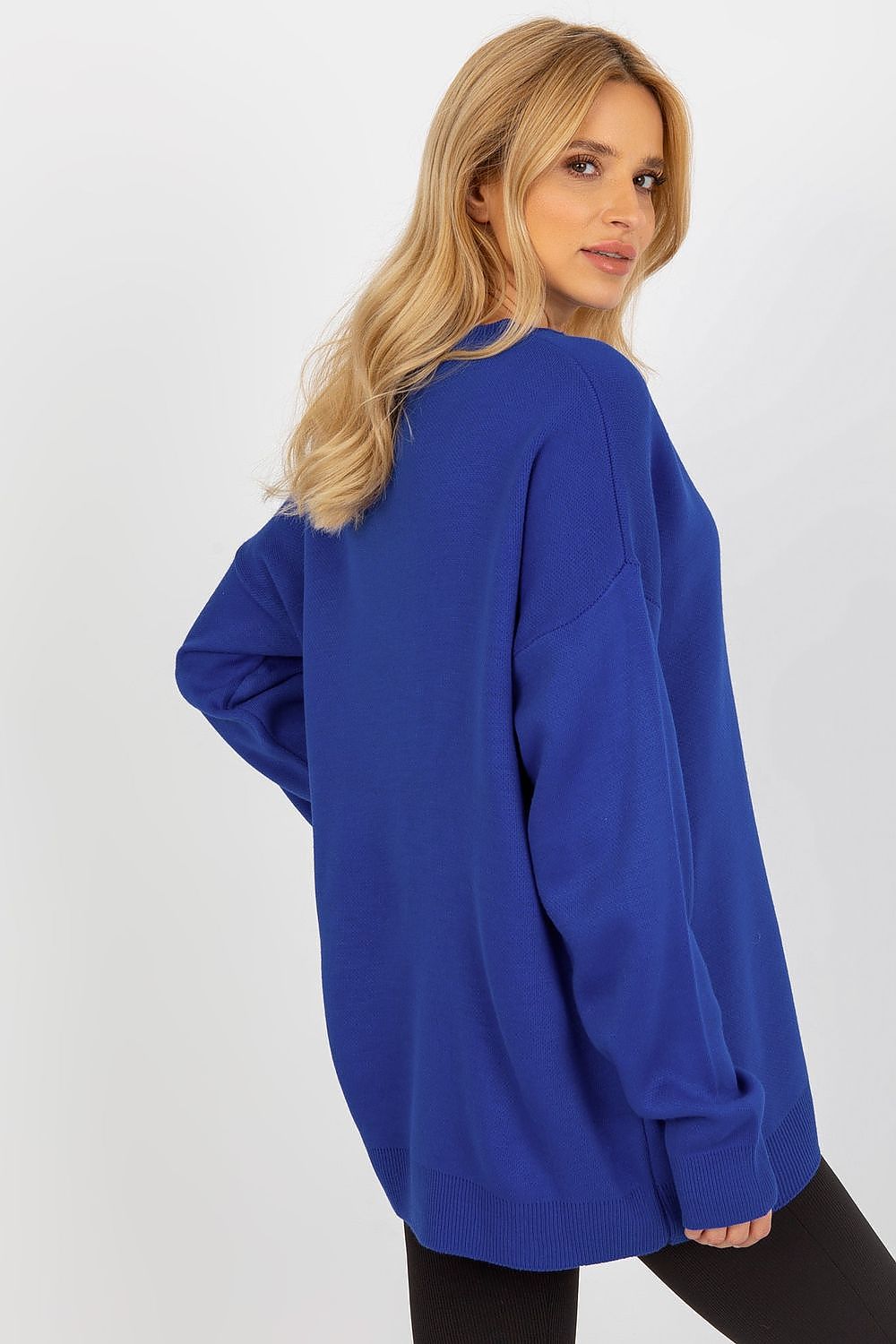 Badu model 186072 sweater