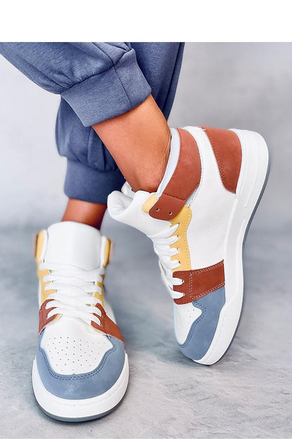 Sports shoes model 186273 Inello